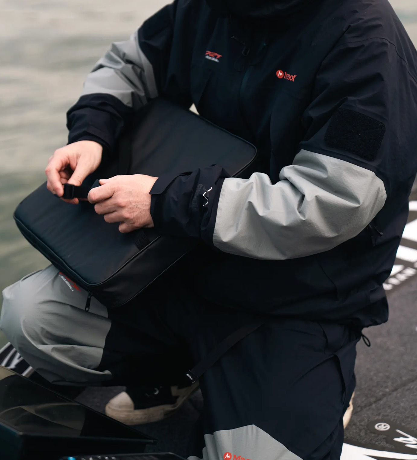※送料無料対象外　Marmot×DRT CHIMERA RAIN SUIT