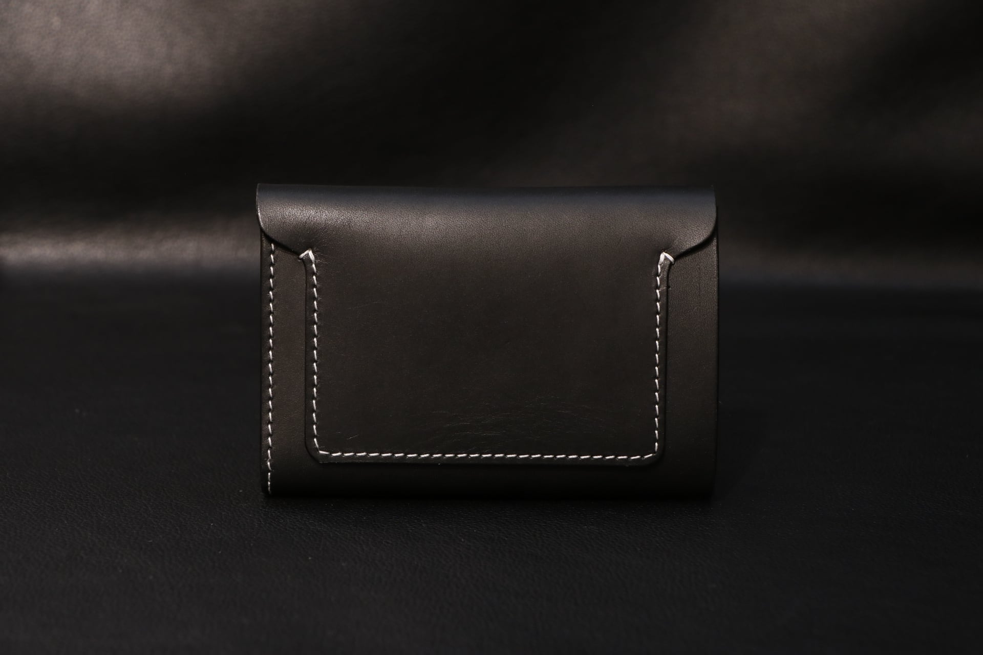 Saddle Leather Middle Wallet 01