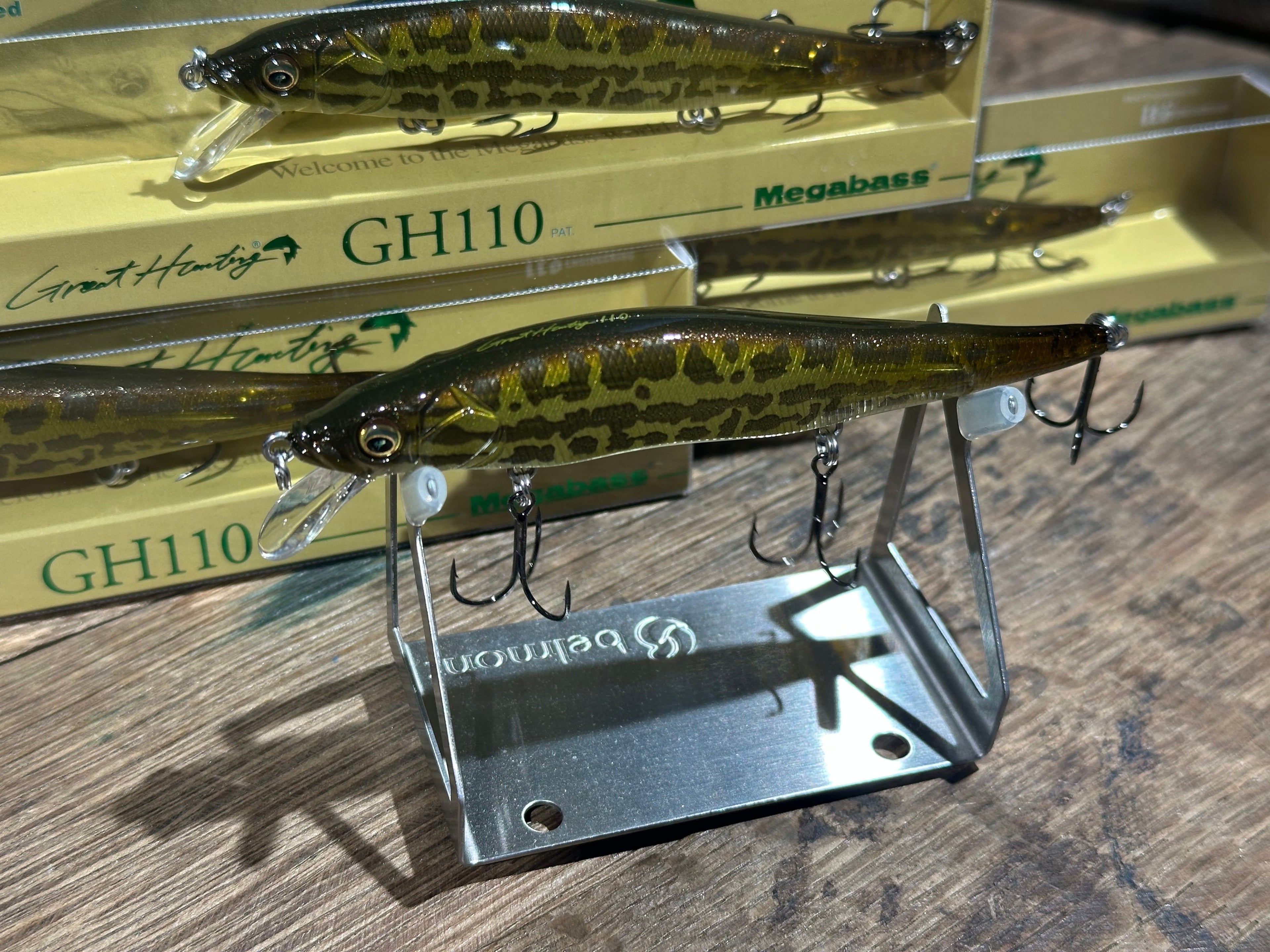 Megabass GH110 北海道限定カラー