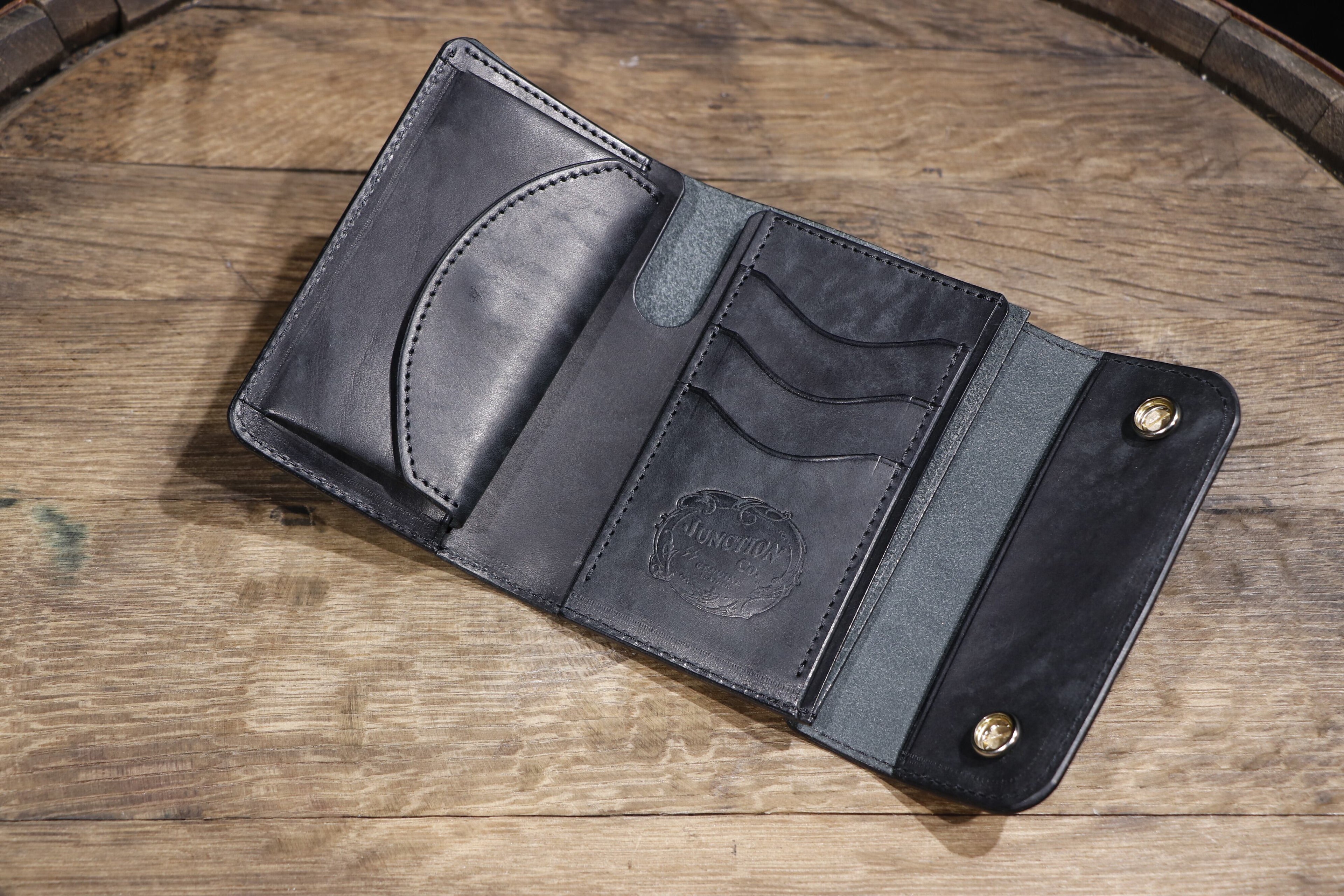 Junction Original Limited Middle Wallet 01