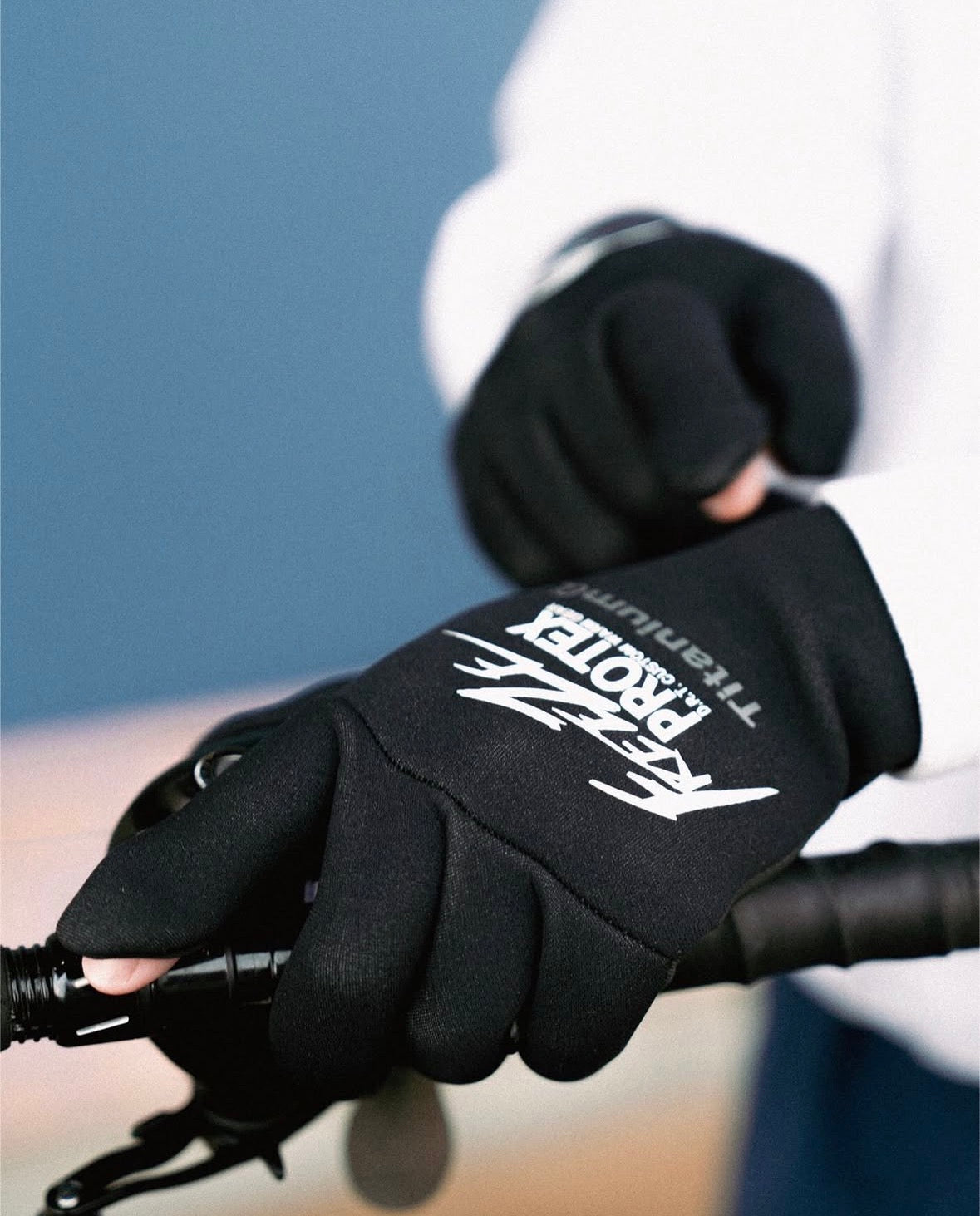 DRT FREEZE PROTEX Titanium Glove