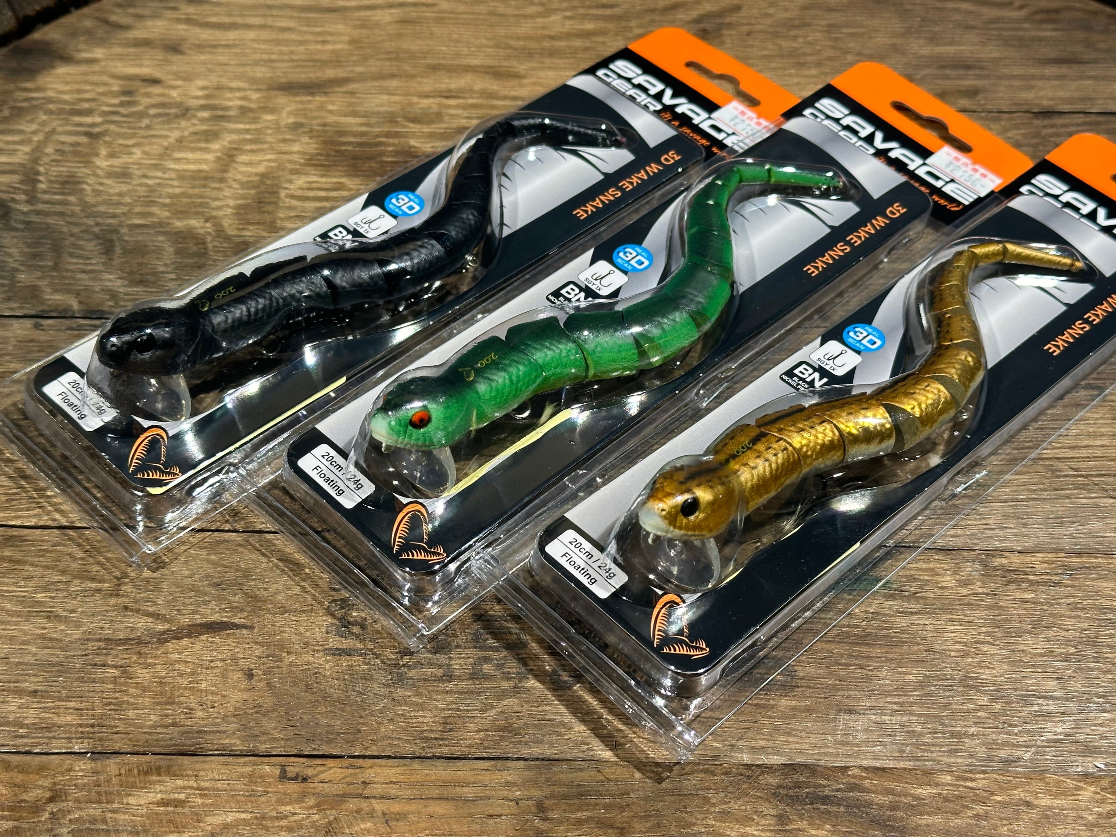 SAVAGE GEAR　3D Wake Snake F　8IN